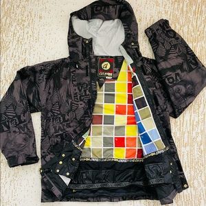 Snowboarding Black and grey jacket